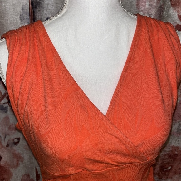 Ann Taylor Orange Textured Short Sleeve Blouse - Picture 3 of 13